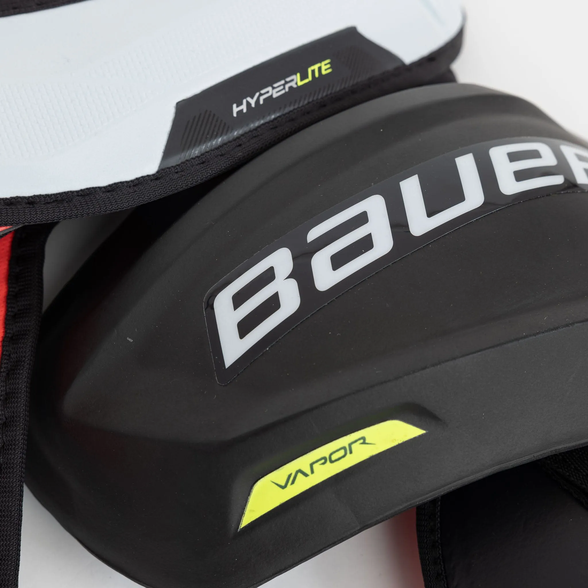 Bauer Vapor Hyperlite Intermediate Shoulder Pads