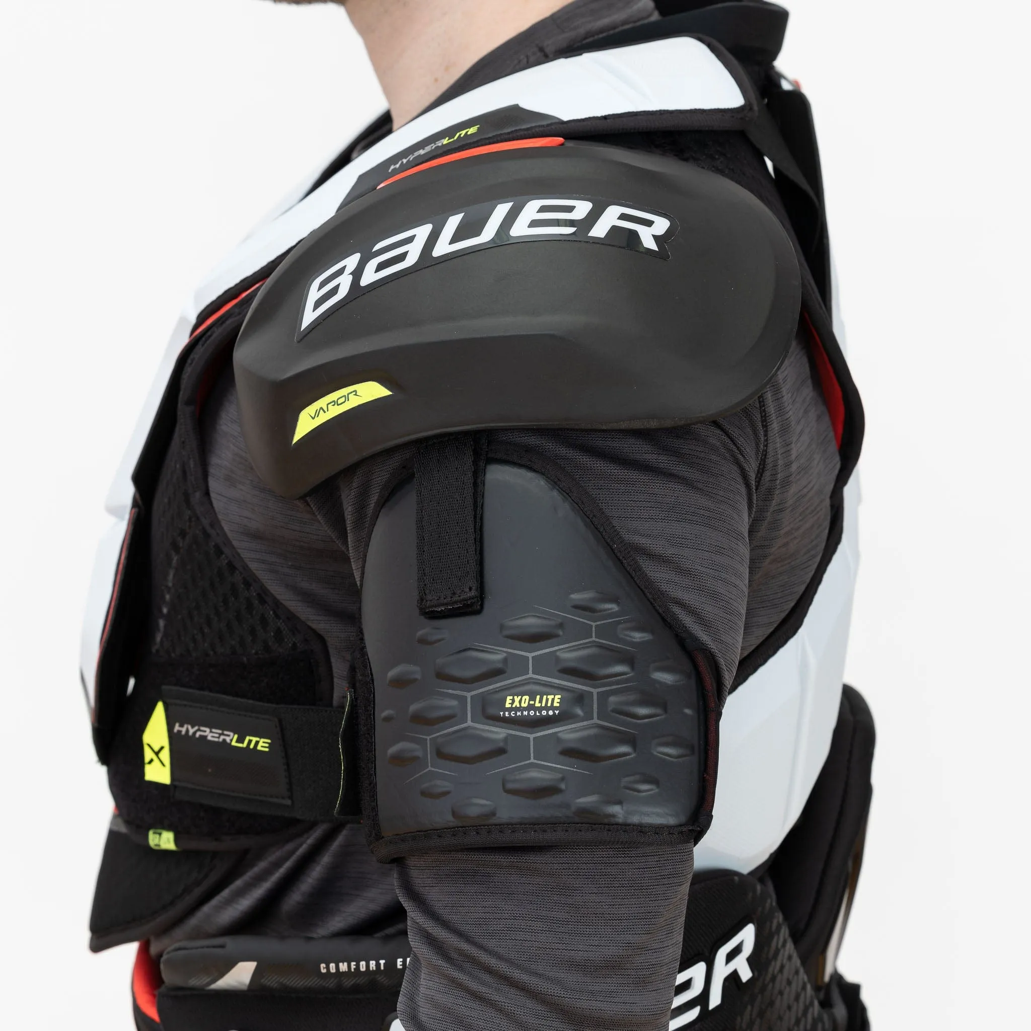 Bauer Vapor Hyperlite Intermediate Shoulder Pads