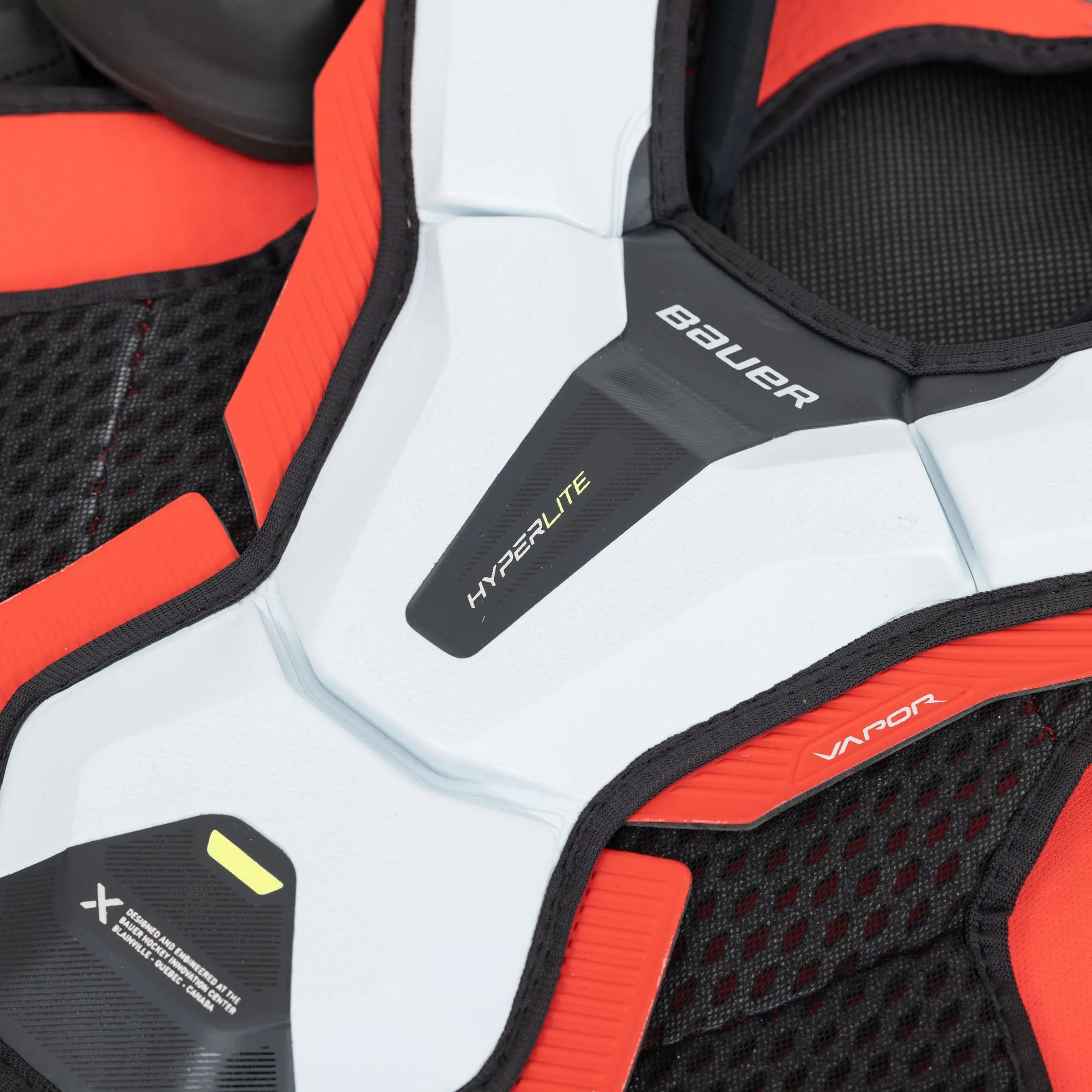 Bauer Vapor Hyperlite Intermediate Shoulder Pads