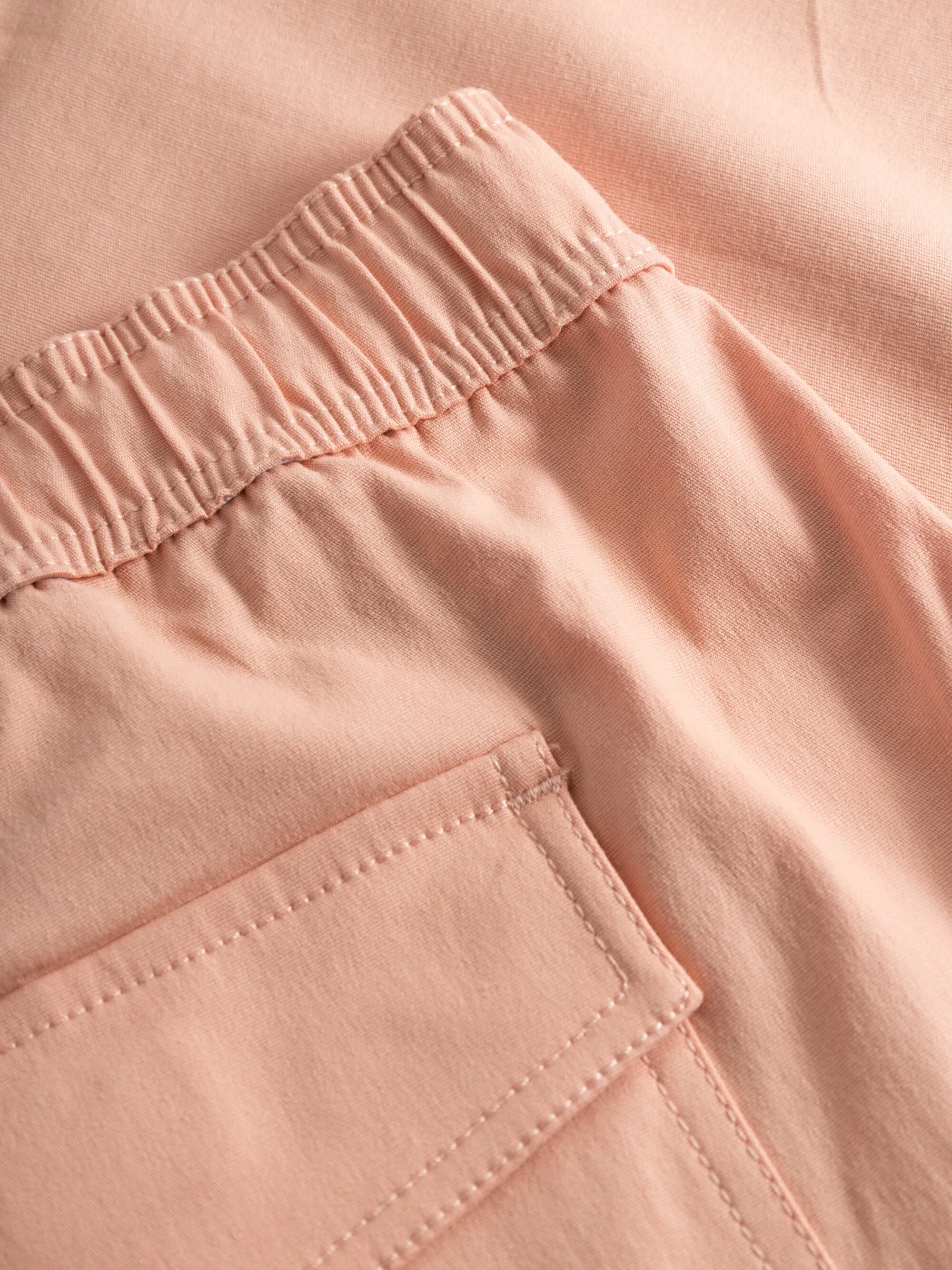 Boardwalk shorts with elastic waist - Coral Pink