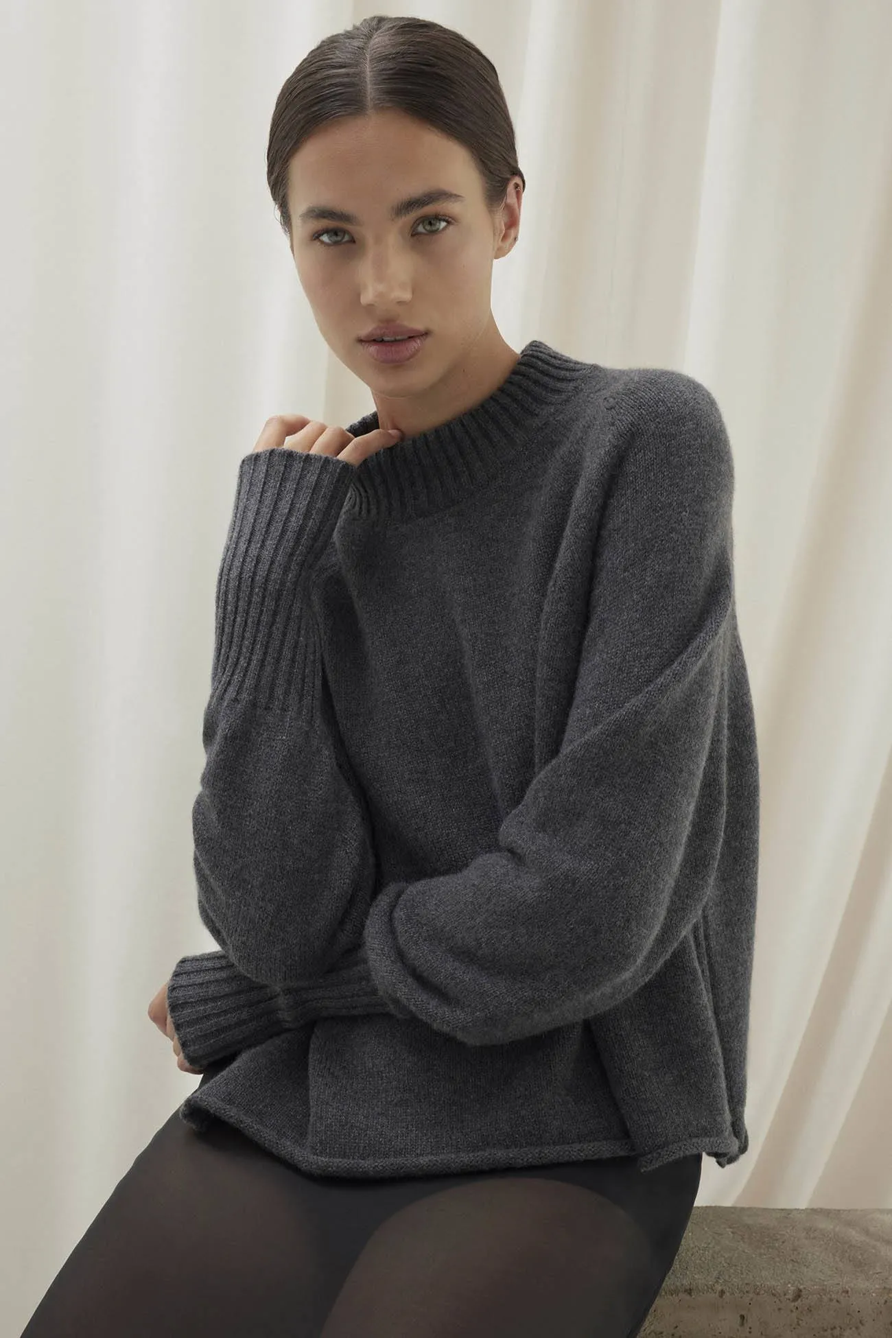 SICILIY CASHMERE CREWNECK SWEATER